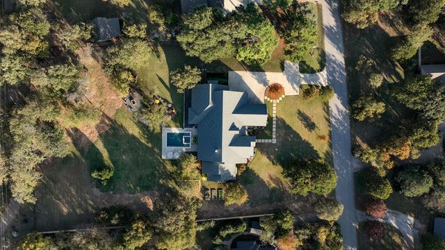 7008 Woodridge Drive, Flower Mound, TX 75022