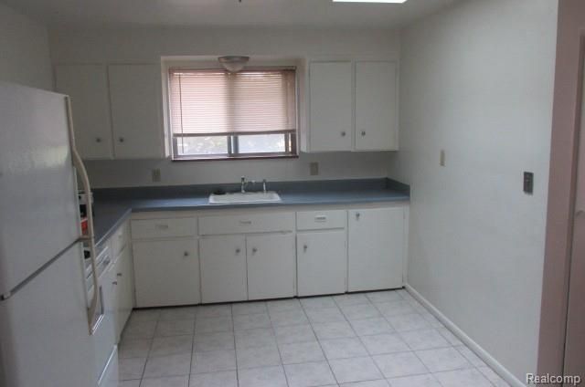 445 Breckenridge upper, Ferndale, MI 48220