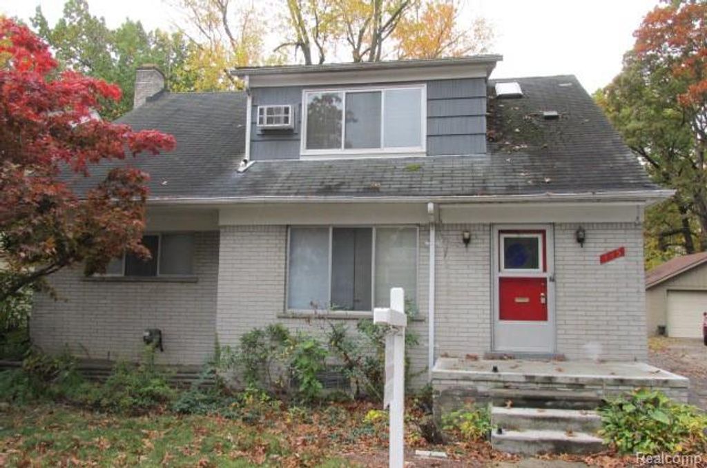 445 Breckenridge upper, Ferndale, MI 48220