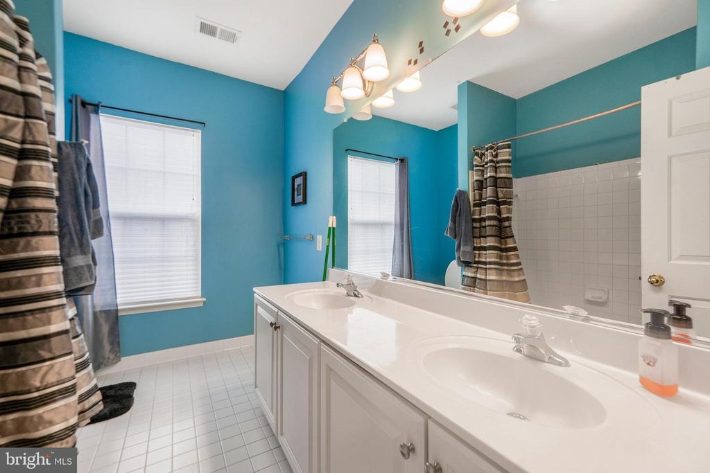 Image 32 of property listing at 23059 WINGED ELM DR, Clarksburg, MD 20871