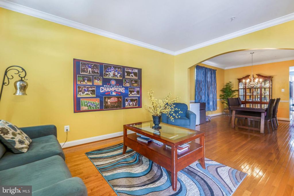 Image 5 of property listing at 23059 WINGED ELM DR, Clarksburg, MD 20871