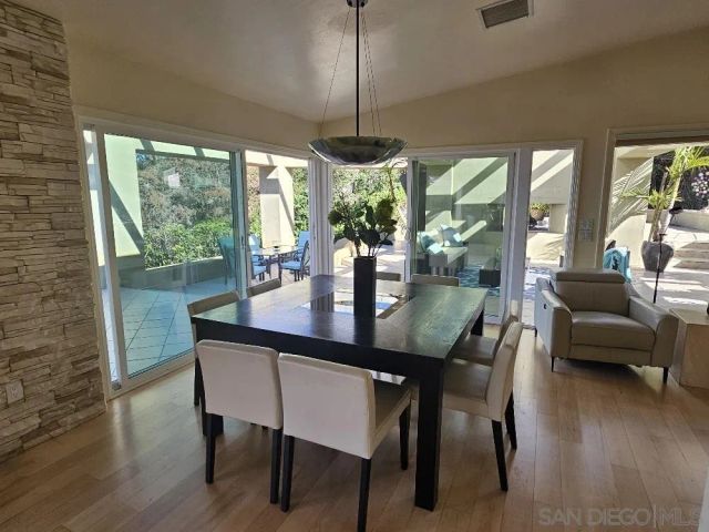7275 Via Capri, La Jolla, CA 92037