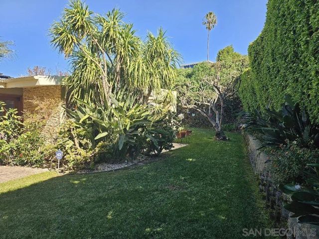 7275 Via Capri, La Jolla, CA 92037