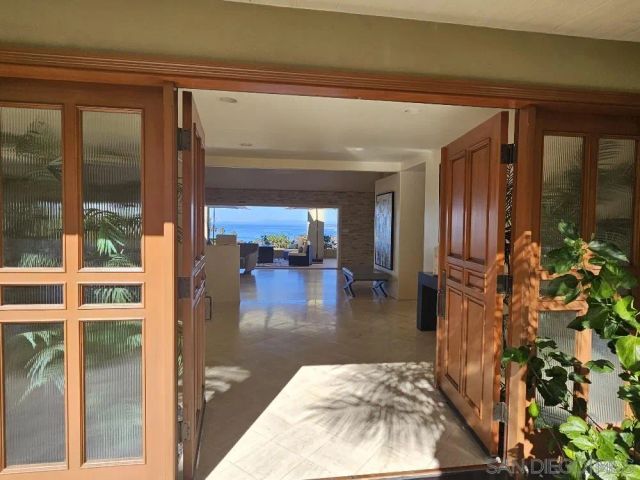 7275 Via Capri, La Jolla, CA 92037