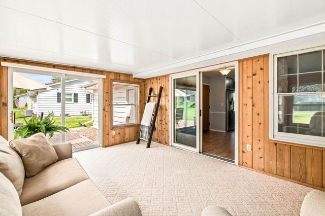 W173N8479 Westbridge AVENUE, Menomonee Falls, WI 53051
