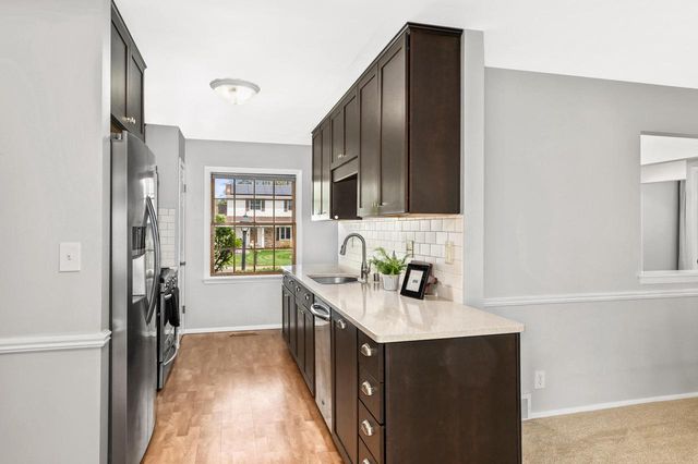W173N8479 Westbridge AVENUE, Menomonee Falls, WI 53051