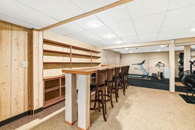 W173N8479 Westbridge AVENUE, Menomonee Falls, WI 53051
