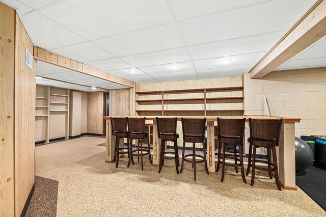 W173N8479 Westbridge AVENUE, Menomonee Falls, WI 53051