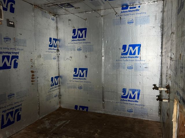 114 River Road, Miranda, CA 95553