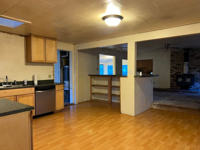 114 River Road, Miranda, CA 95553