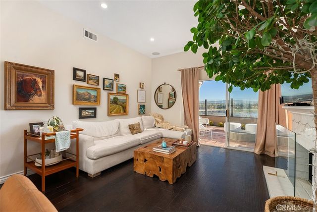 24 Cormorant, Newport Beach, CA 92660