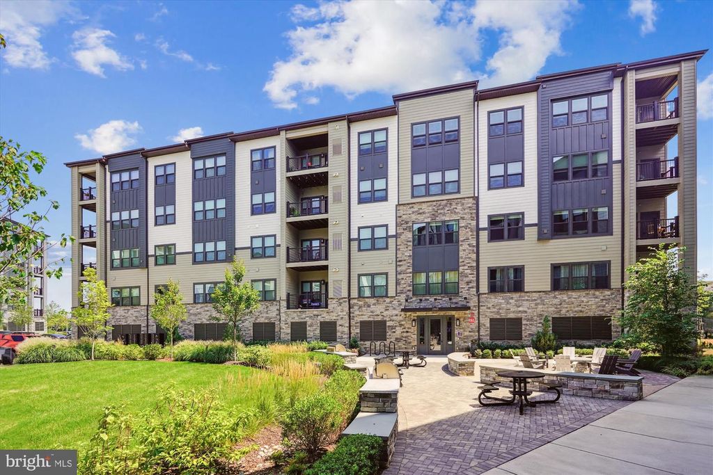 12865 MOSAIC PARK WAY #3Y, Herndon, VA 20171