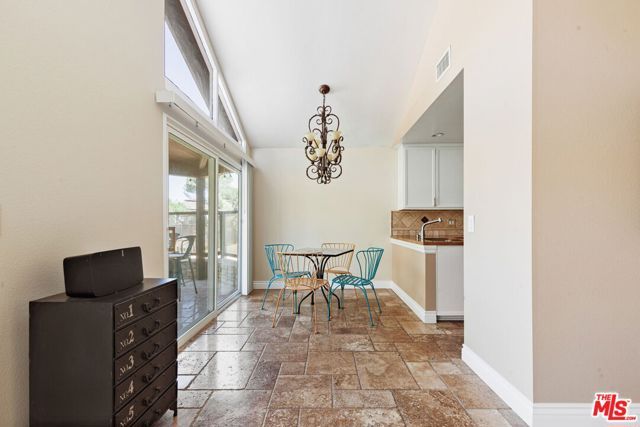 30712 Lakefront Drive, Agoura Hills, CA 91301