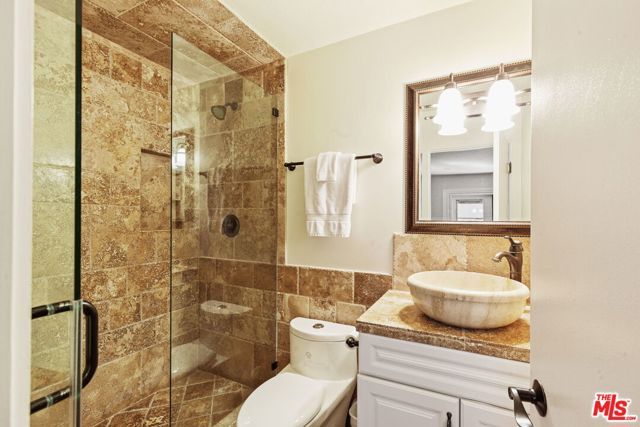 30712 Lakefront Drive, Agoura Hills, CA 91301