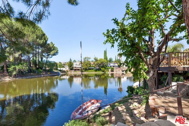 30712 Lakefront Drive, Agoura Hills, CA 91301