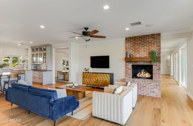 5994 E ORANGE BLOSSOM Lane, Phoenix, AZ 85018