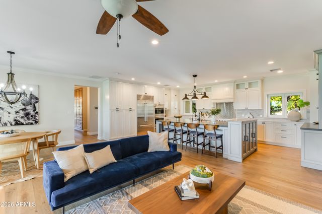 5994 E ORANGE BLOSSOM Lane, Phoenix, AZ 85018