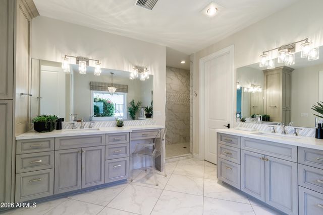 5994 E ORANGE BLOSSOM Lane, Phoenix, AZ 85018