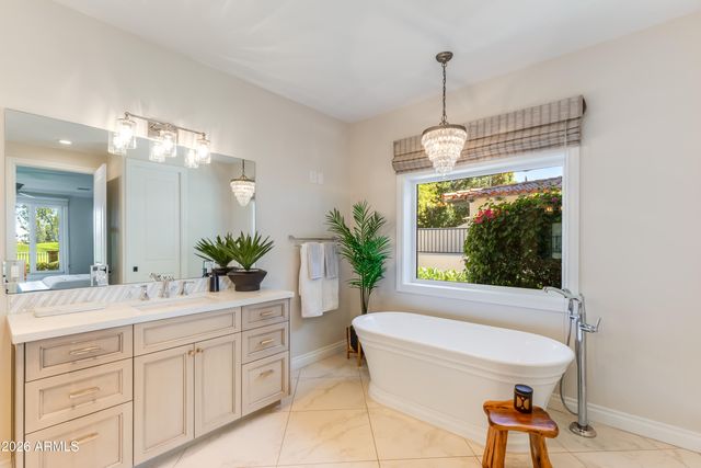 5994 E ORANGE BLOSSOM Lane, Phoenix, AZ 85018