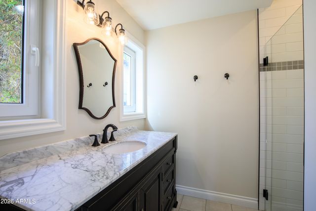 5994 E ORANGE BLOSSOM Lane, Phoenix, AZ 85018