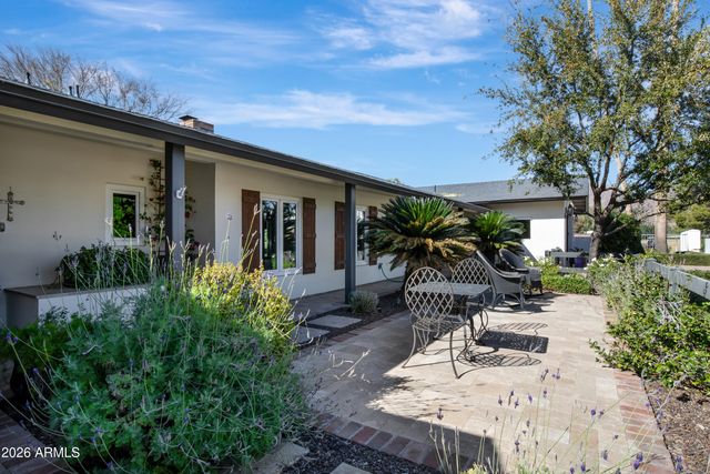 5994 E ORANGE BLOSSOM Lane, Phoenix, AZ 85018