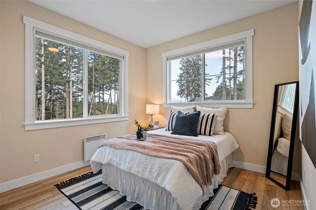 10128 Merlins Lane NW, Bremerton, WA 98312