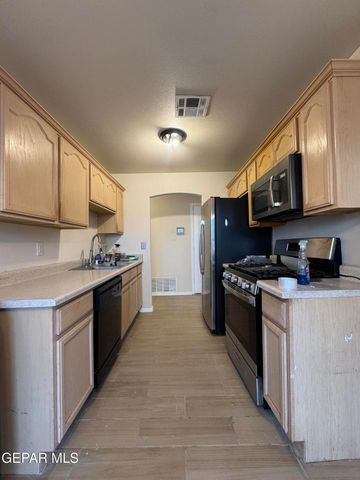 13098 Oscar Chacon Street, San Elizario, TX 79849