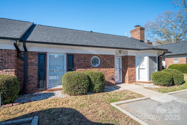 1212 E Franklin Boulevard D, Gastonia, NC 28054