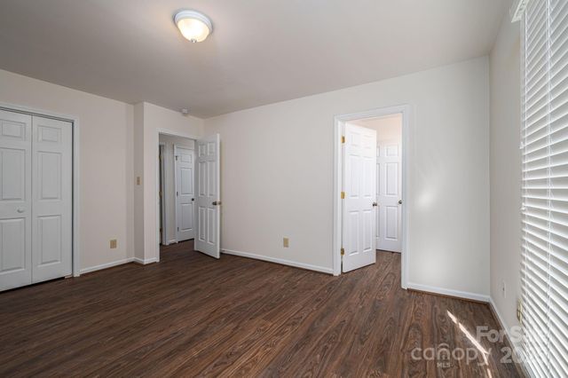 1212 E Franklin Boulevard D, Gastonia, NC 28054