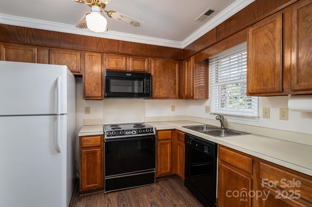 1212 E Franklin Boulevard D, Gastonia, NC 28054