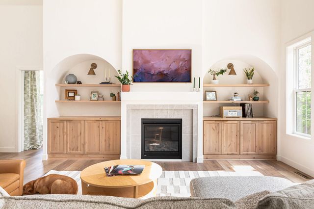 2 Spring Marsh Lane, North Oaks, MN 55127