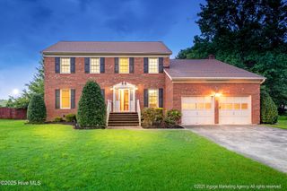 1803 Plantation Circle, Greenville, NC 27858