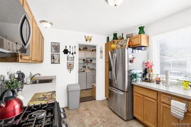 1287 Hunter Avenue, Ypsilanti, MI 48198