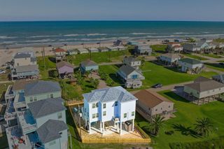 622 Crane Court, Surfside Beach, TX 77541
