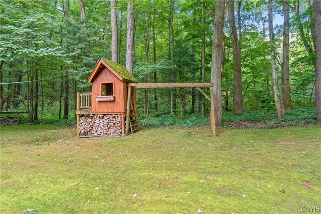 19 River Runne, Schroeppel, NY 13132