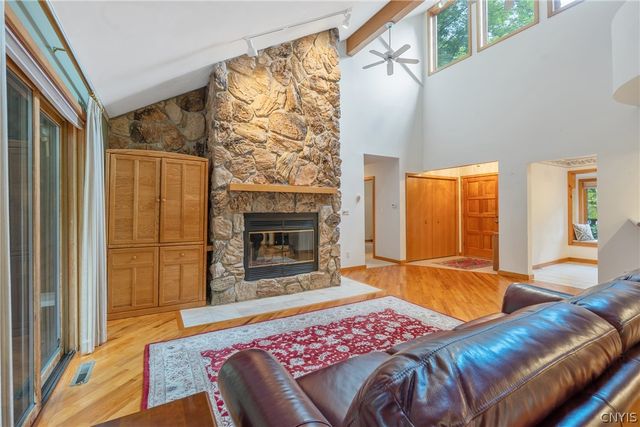 19 River Runne, Schroeppel, NY 13132