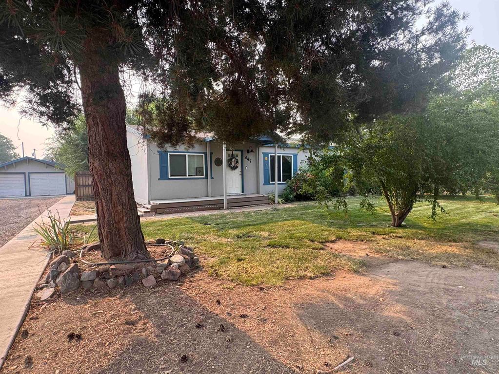 847 N. 6th Street, Payette, ID 83661 photo 1