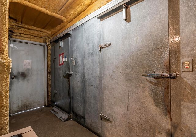 204 W Front Street, Blossom, TX 75416