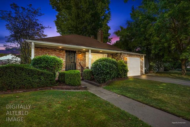 1881 7th Ave, Sacramento, CA 95818