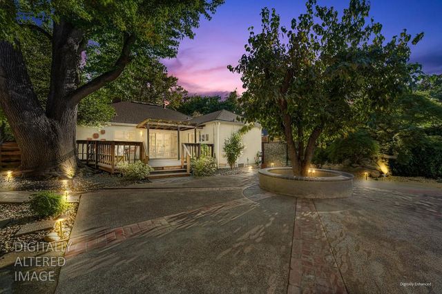 1881 7th Ave, Sacramento, CA 95818