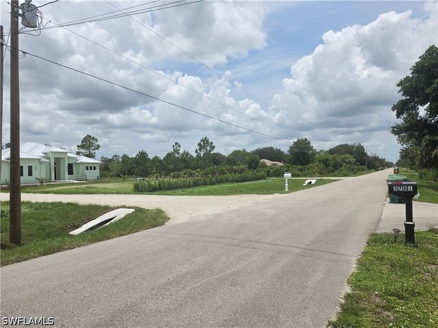 20TH AVE NE, Naples, FL 34120