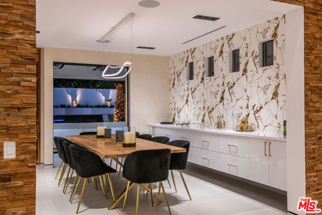 25879 Chalmers Place, Calabasas, CA 91302