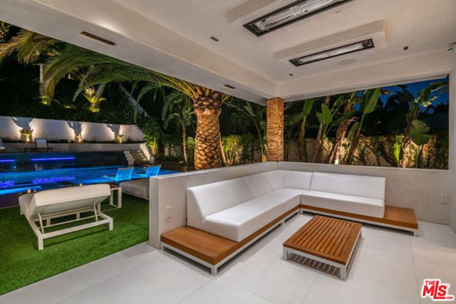 25879 Chalmers Place, Calabasas, CA 91302