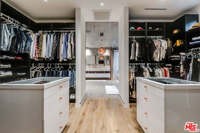 25879 Chalmers Place, Calabasas, CA 91302