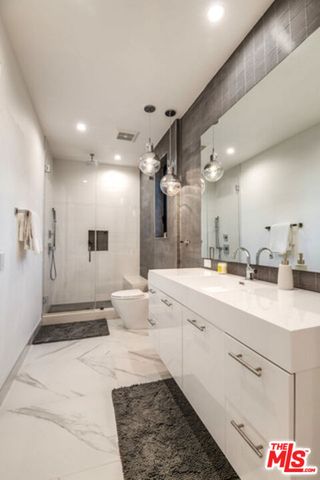 25879 Chalmers Place, Calabasas, CA 91302