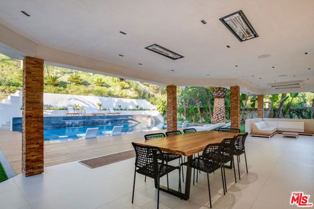 25879 Chalmers Place, Calabasas, CA 91302