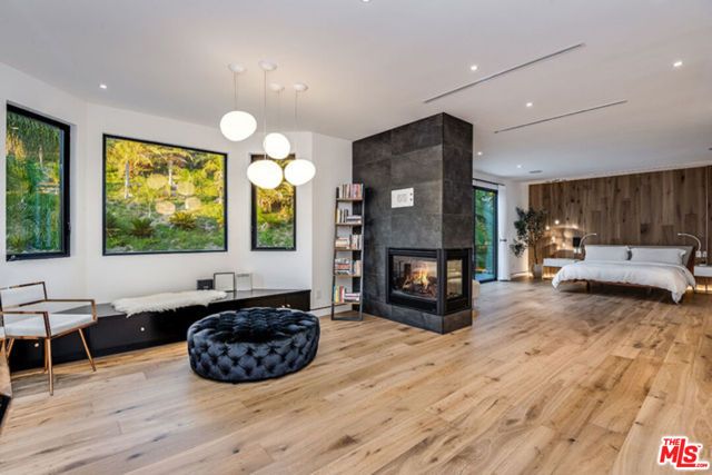 25879 Chalmers Place, Calabasas, CA 91302