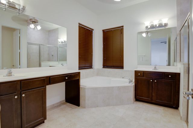 8985 Gulf Run Way, Lake Worth, FL 33467