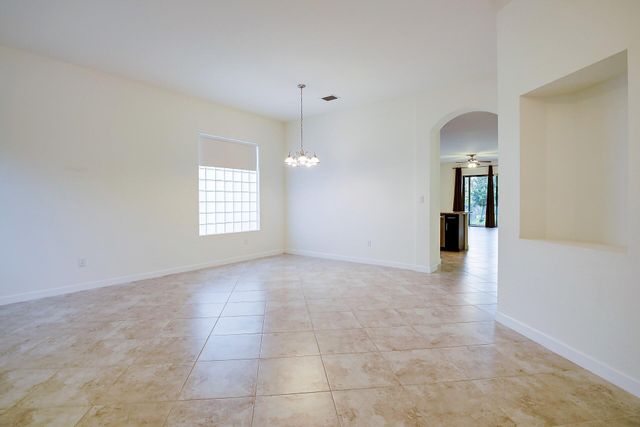 8985 Gulf Run Way, Lake Worth, FL 33467