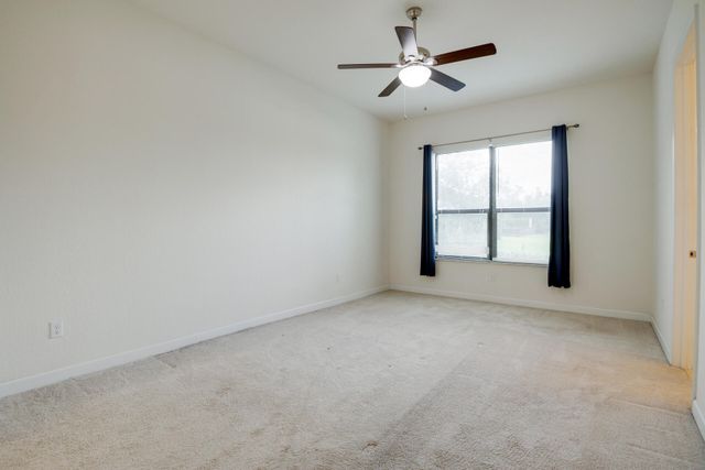 8985 Gulf Run Way, Lake Worth, FL 33467